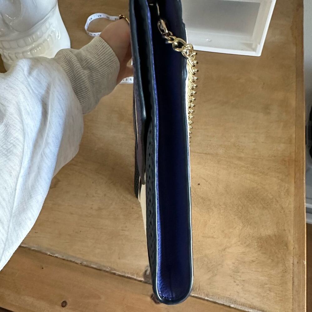 $200 LIKE NEW! Leather Juicy Couture Envelope Clutch - Picture 9 of 10